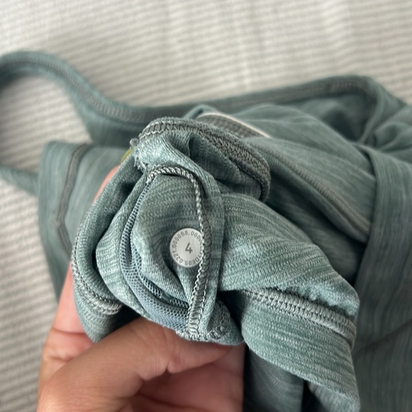 Lululemon heathered align tank - Picture 3 of 3